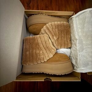UGG Classic Mini Sherpa Platform Corduroy Boots 8